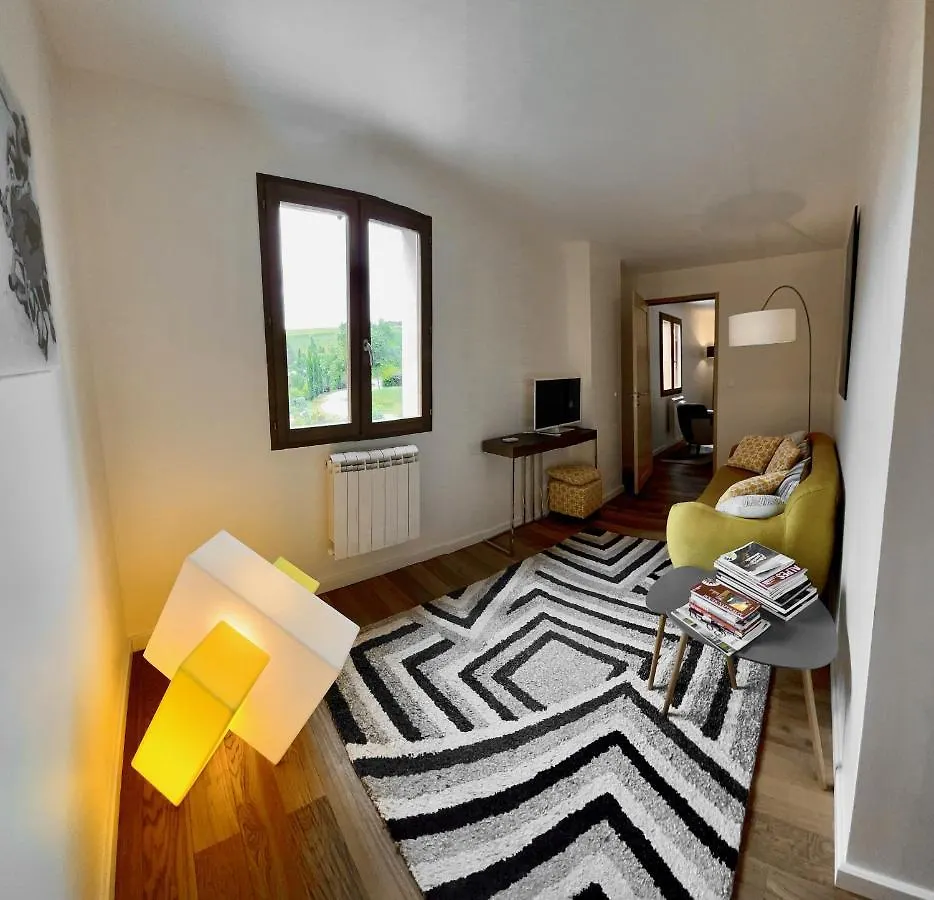 Suites & Balneo Chez L'Habitant - Vue Panoramique Sur Le Vercors Pont-en-Royans Privatunterkunft